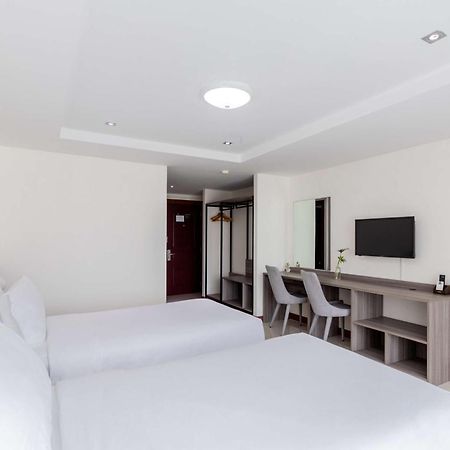 Surestay By Best Western Iconic Suvarnabhumi Bang Bo Exterior foto